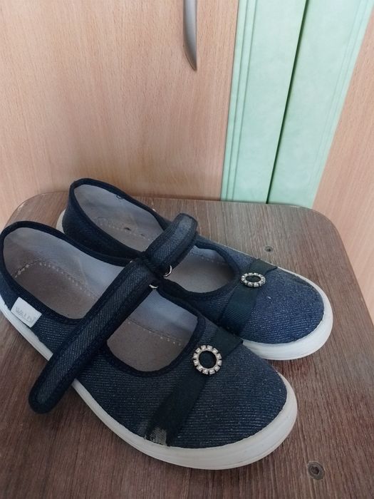 Продам дитячий тапки