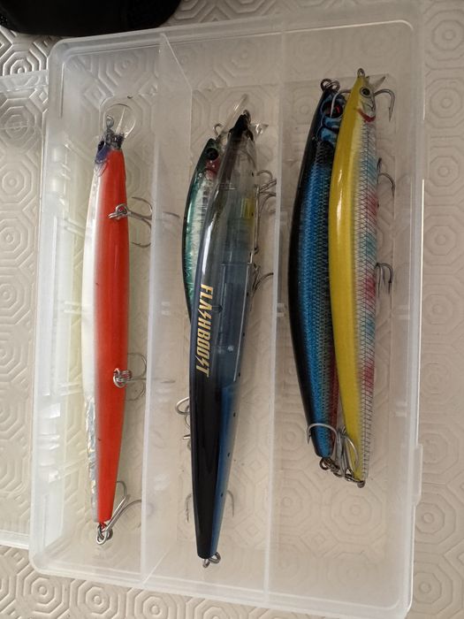Material de Spinning – Bolsa Shimano + Diversas Amostras