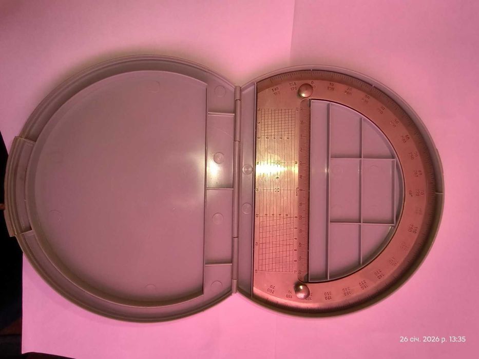 Продам транспортир геодезичний