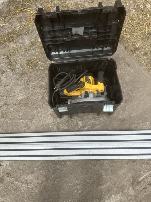 DeWalt DWS520 zagłębiarka 1300w + walizka + listwa 1,5 m, stan bardzo dobry