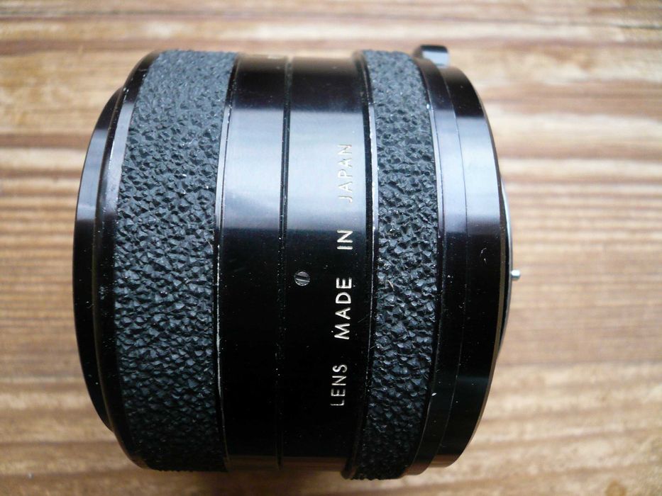 Tamron Adaptall 28mm 1:2.8 під будь яку систему.
