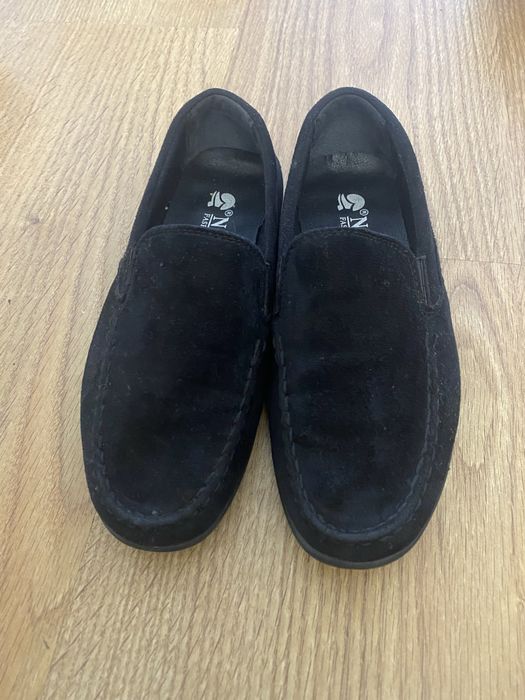 Продам дитячі туфлі нові 31р