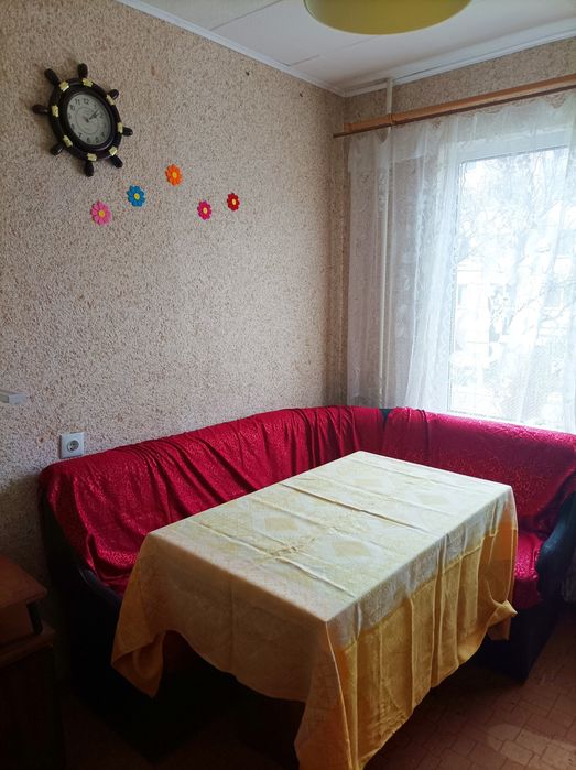 Продам трёхкомнатную квартиру Песочин