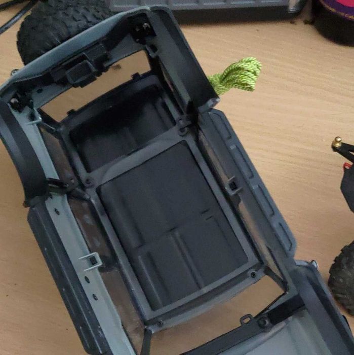 Traxxas Trx4m Defender Land
