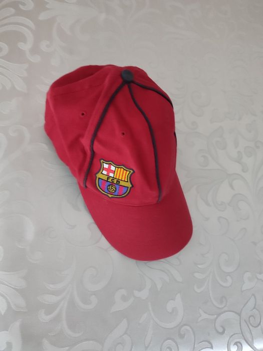 Czapka NIKE FC Barcelony z daszkiem kaszkietówka