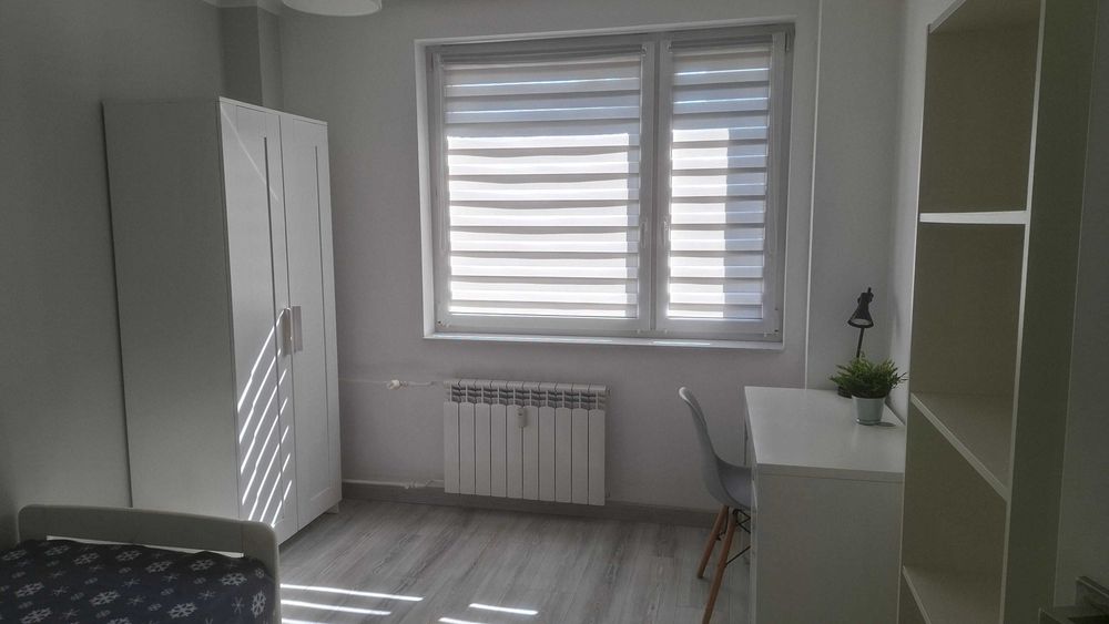 Duży komfortowy pokój (12 m2) dla studenta-Katowice Ligota-Panewniki, Krucza
