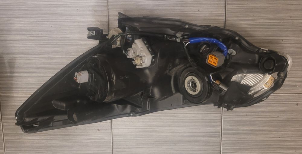 Lampa Subaru Outback V 5 Europa Prawa