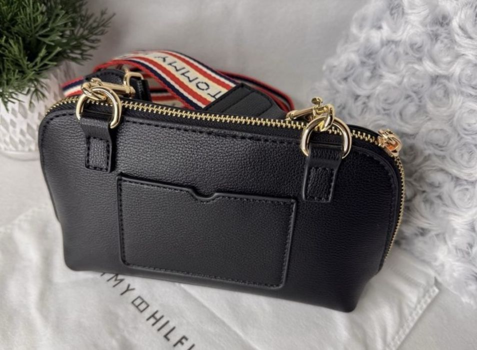 Tommy Hilfiger сумочка чорна кроссбоди