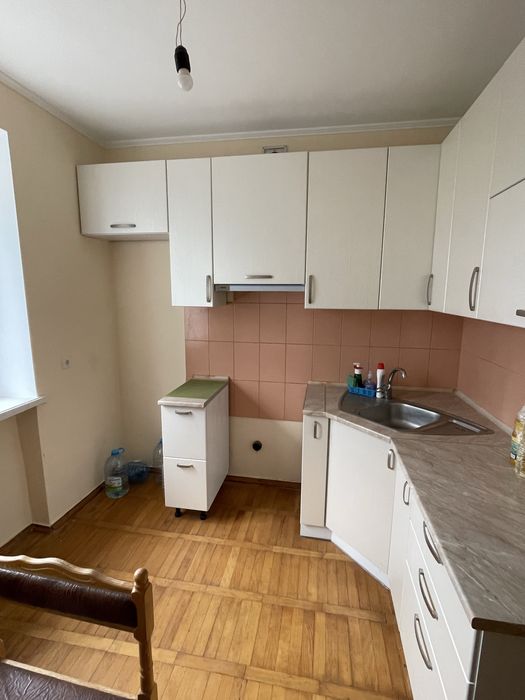 Продаж 1 кім вул. Микулинецька Бічна