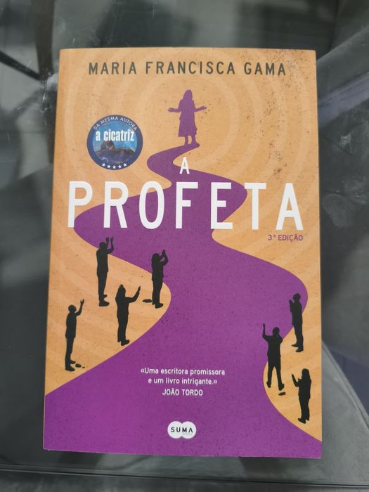 Livro usado "A profeta" de Maria Francisca Gama