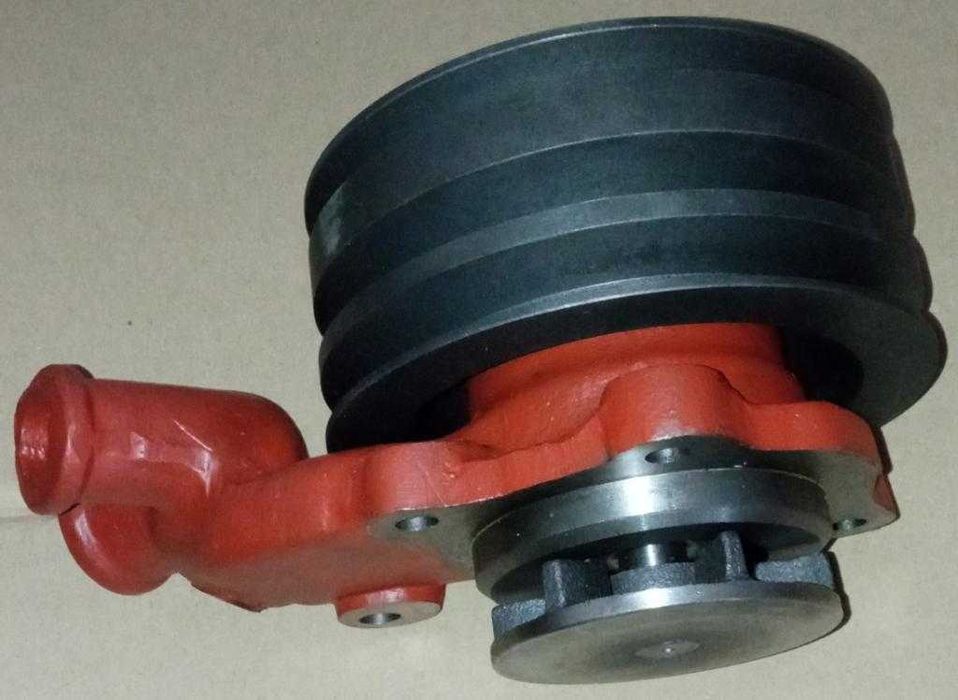 Pompa wody z kołem pasowym 3-paski , Ursus 5714 , 6012, 6014 Chełmno