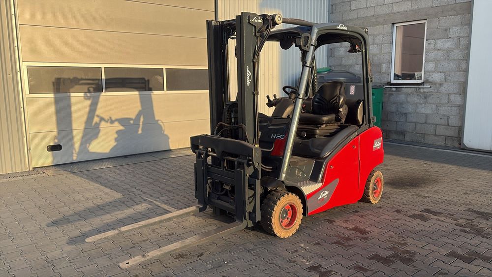 Wózek widłowy LINDE H20T, triplex, przesuw, terenowy, 4 sekcje