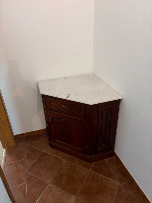 Móvel de Canto Antigo Nogueira - Excelente Condições