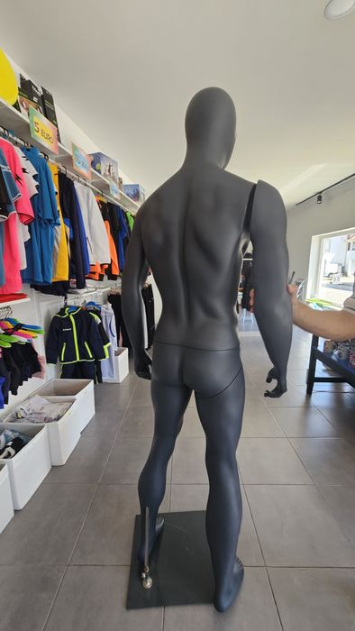 Manequin com altura 190 cm