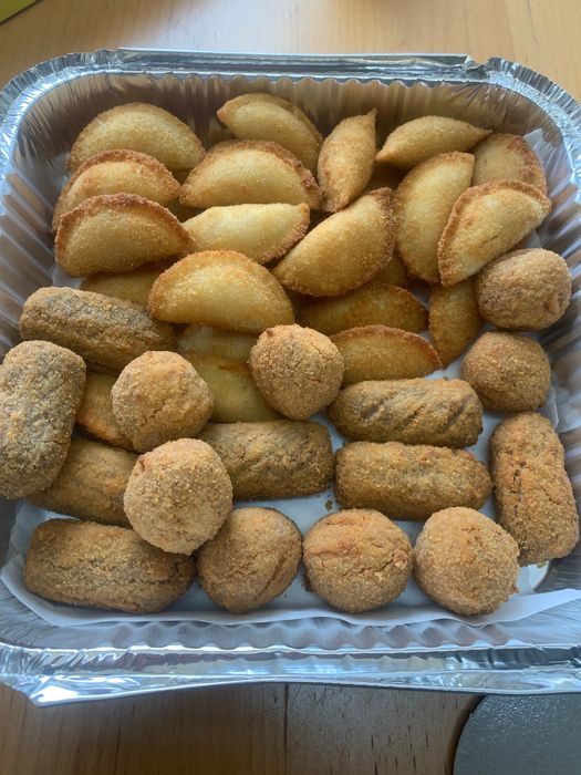 Faço salgados caseiros