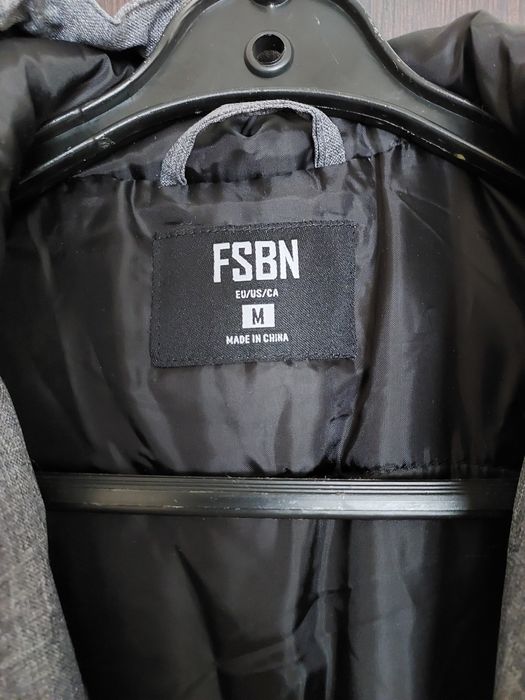 Kurtka zimowa z kapturem