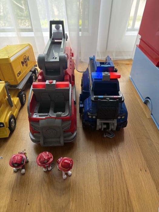 Zestaw zabawek aut Psi patrol