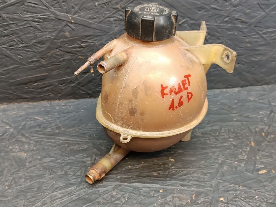 Бачок Opel Kadett Ascona, Опель Кадет, Аскона