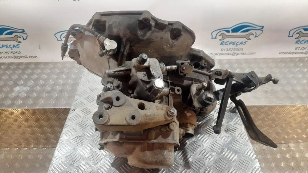 CAIXA VELOCIDADES MANUAL OPEL CORSA C 1.2i 16V 75CV Z12XE F13C394