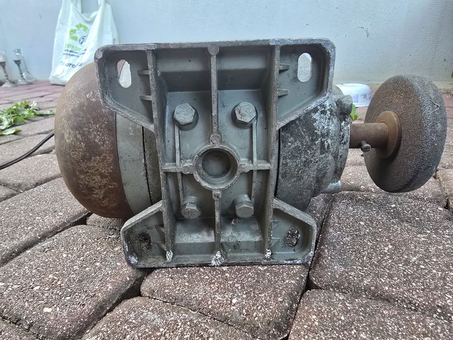 Silnik jednofazowy 0.18 kW 1380 obr/min