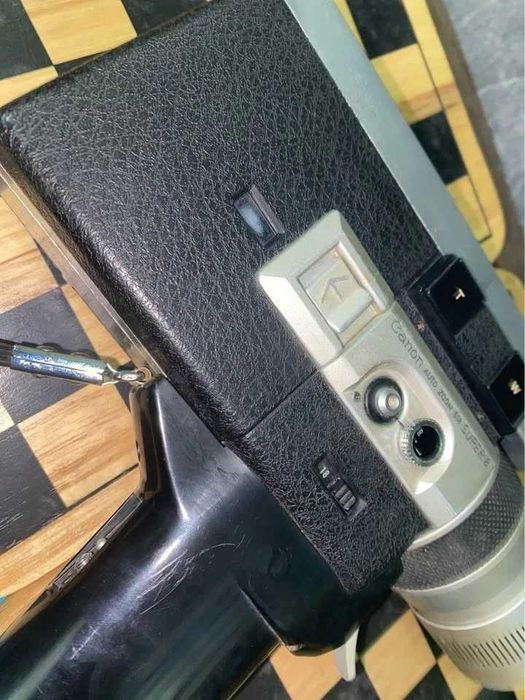Câmera de Filme Canon Super 8 Original dos anos 1970 Japão – Lente de Zoom 9–45mm