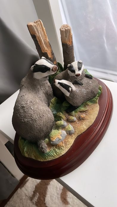 Mammals A20449 duża  figurka borsuki Badger & Young Border Fine arts
