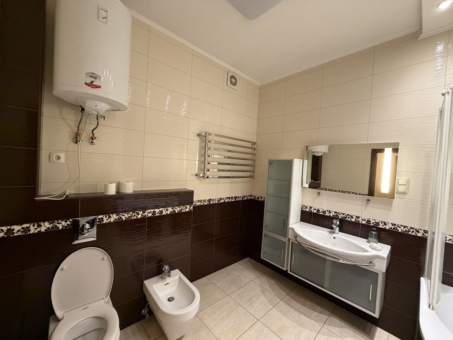 Оренда просторої 3-кімнатної квартири в Новобудові на пр. Чорновола 67