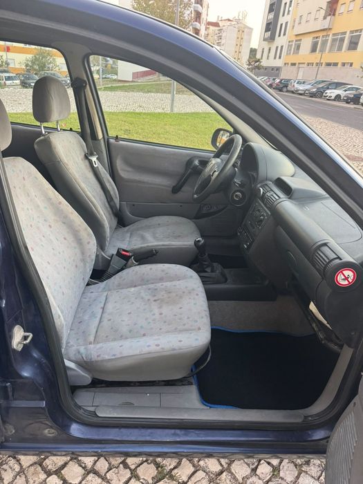 Opel corsa B 180 mil km