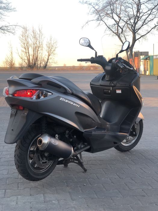 Скутер Suzuki Burgman 2014 рік