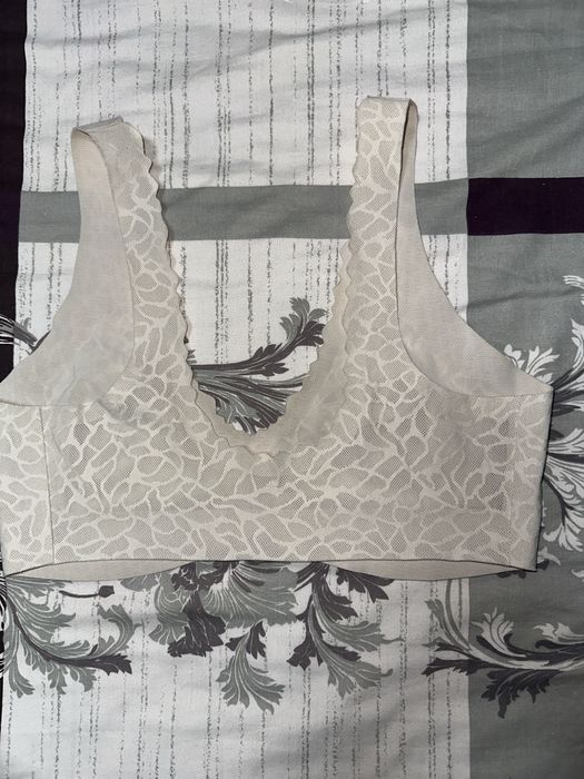 Ліф бюстгальтер VS топи