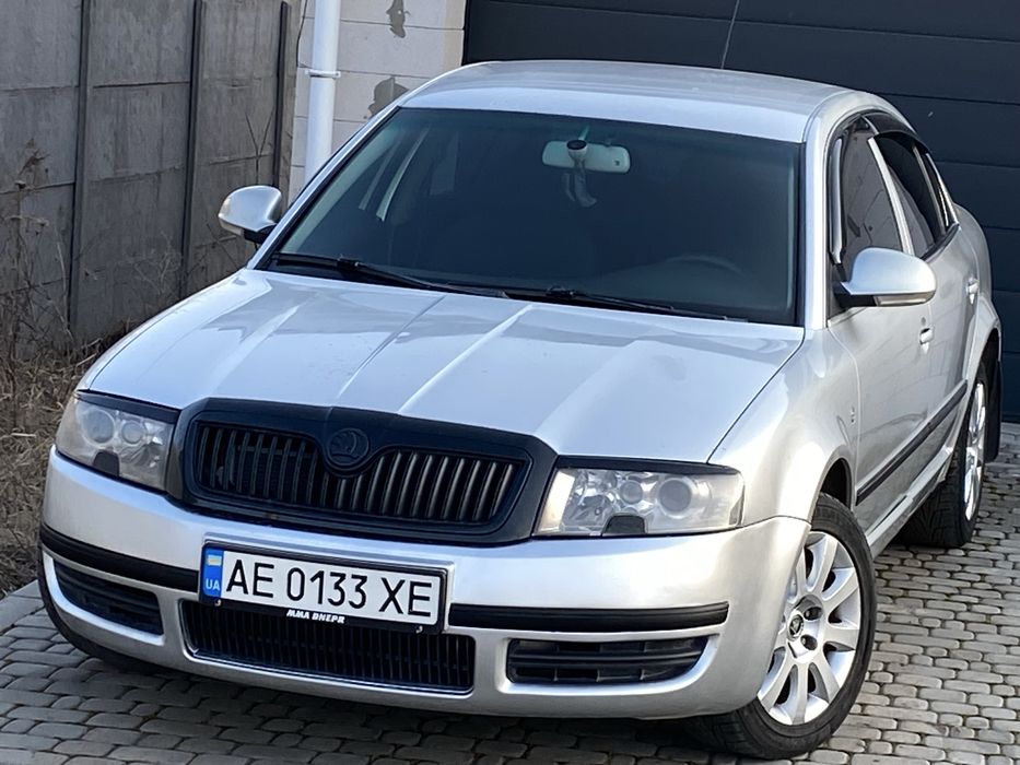 Продам Skoda Superb 1,8 Official