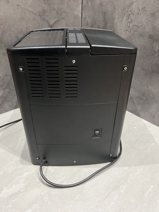 Кавомашина Delonghi Magnifica! SE663