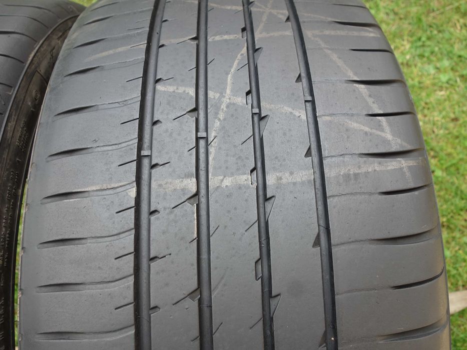 Opony 285/35/22 106W  GOODYEAR 2 Sztuki TESLA X