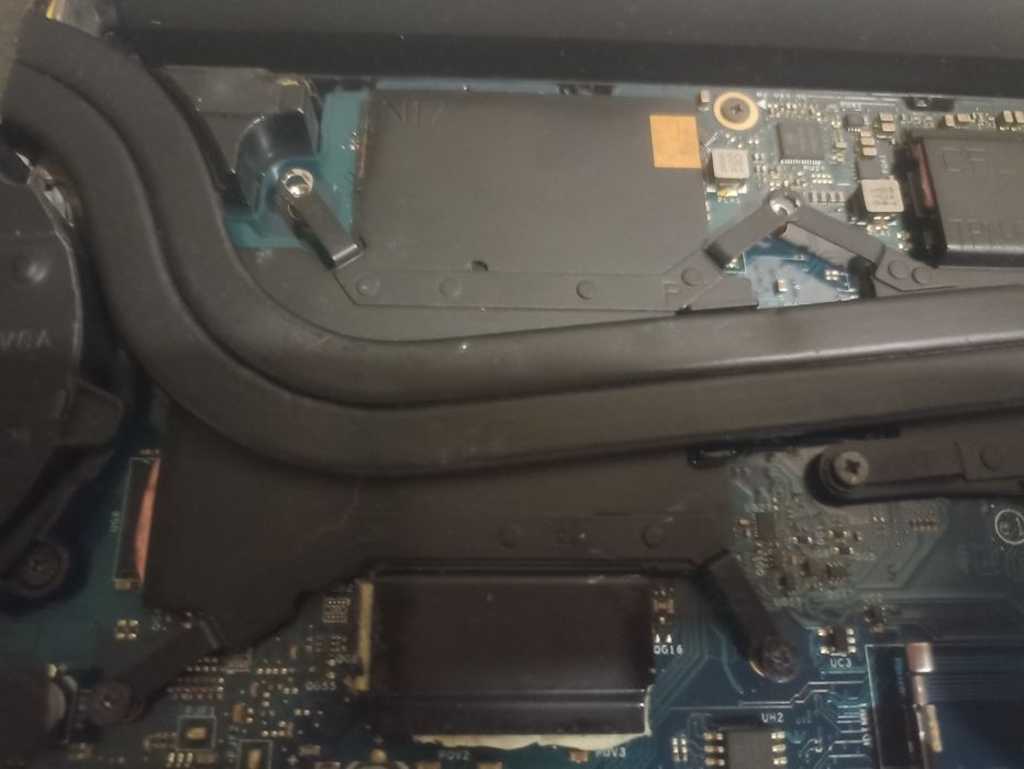 Ігровий ноутбук HP gaming pavilion 15-cx0132ur як донор чи під відновлення