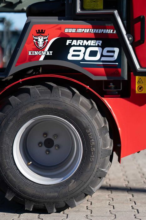 ładowarka kołowa 4x4  szerokie koła