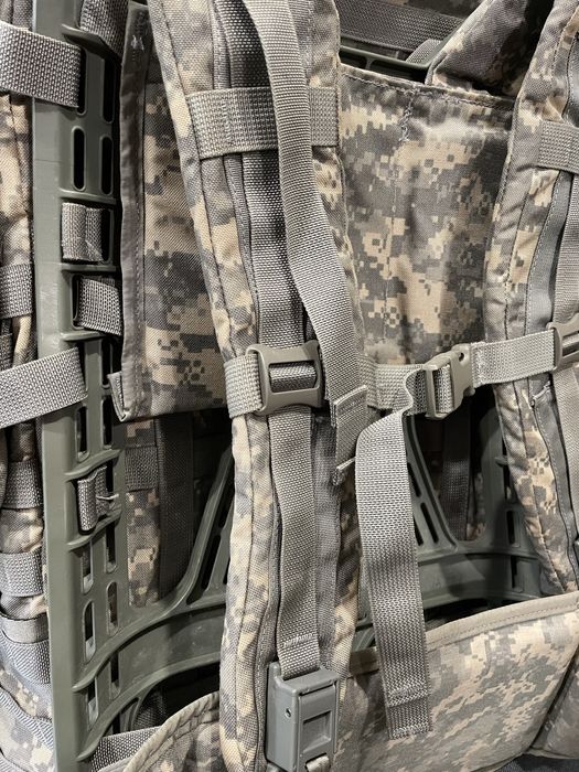 Рюкзак US Army Molle II Large Rucksack ACU 80l