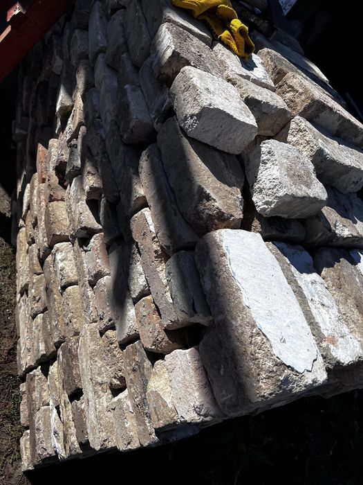 Цегла шамотна (вогнетривка)