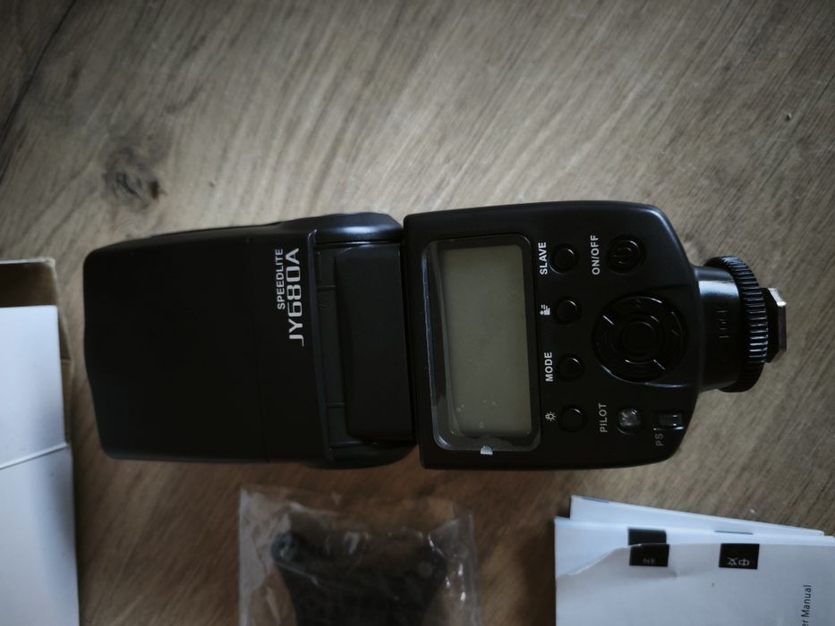 Flash Speedlite Viltrox JY680A (Como Novo – Completo na Caixa)
