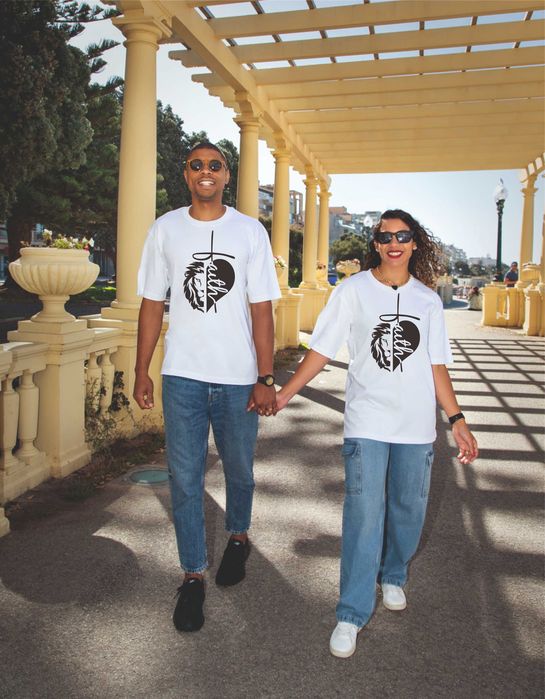 Tshirt personalizada casal exclusivas Leão