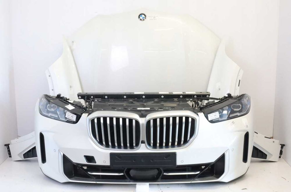 КОМПЛЕКТ кузовних запчастин BMW X6 - Капот + Бампер + Крила + Фари