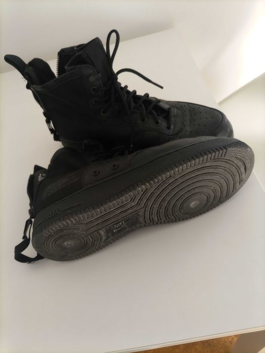 Sapatos Nike e coach