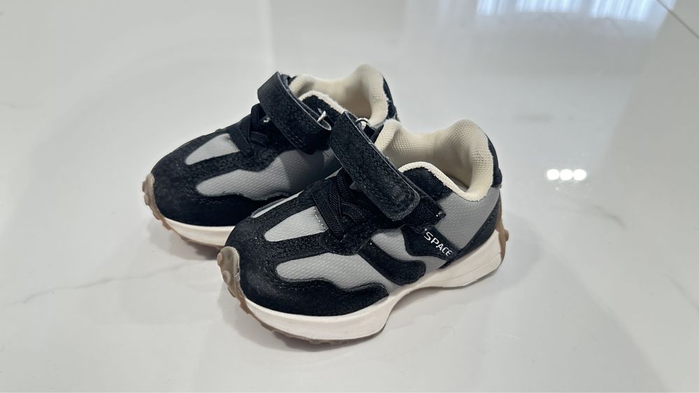 Кросівки Next розмір 22