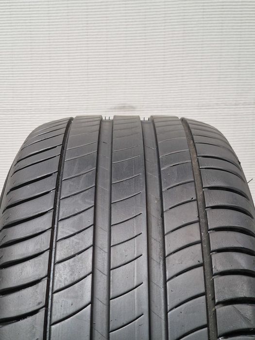 2 Pneus 225/50R18 MICHELIN Semi Novos
