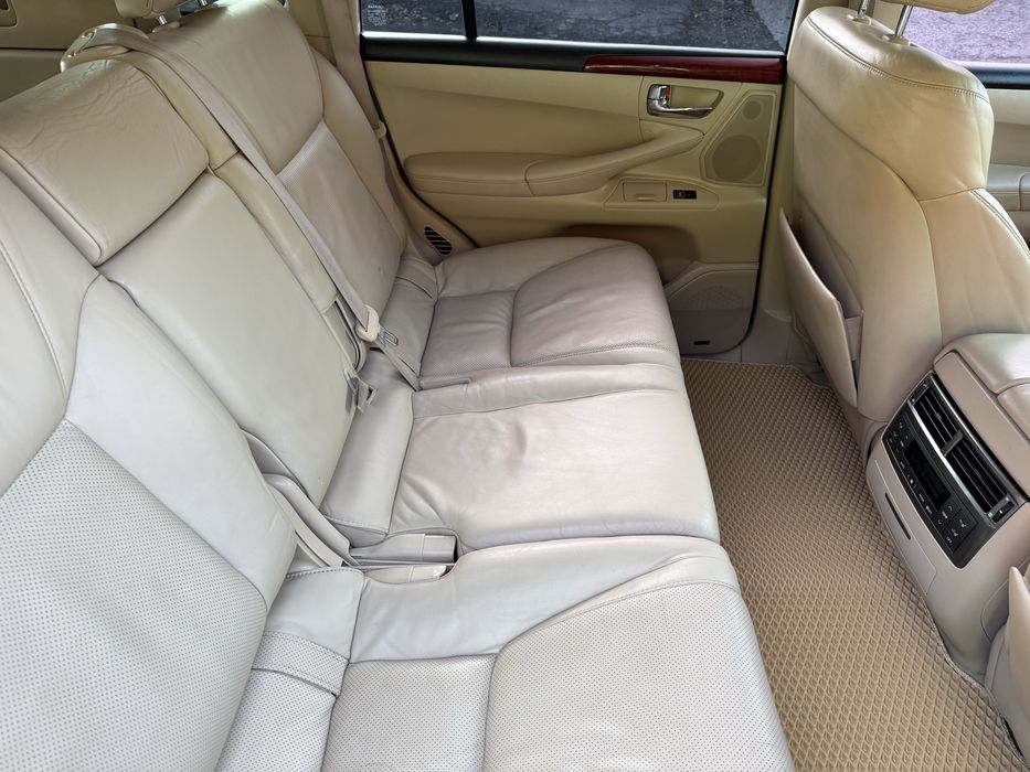 Lexus LX570 2008 года