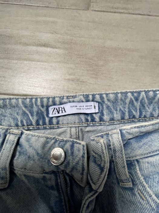 Джинси ZARA прямого крою