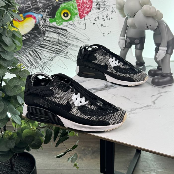 Кросівки Nike Air Max 90 39 розмір E305