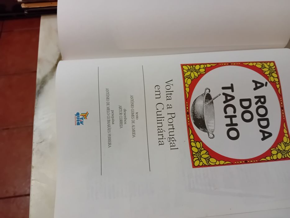 Livro À Roda do Tacho