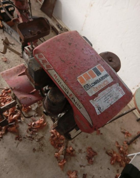 Motoenxada com reboque sem documentos