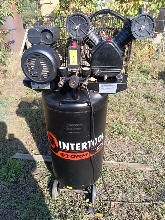 Продам компресор