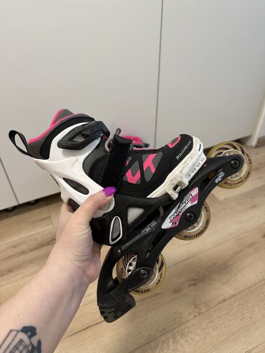 Б/У Дитячі ролики Rollerblade Spitfire для дівчинки чорно-рожевий 28-32